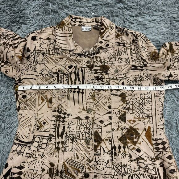 Chico’s Aztec Tribal Print Button Front Shirt Size 1 (8) - Picture 6 of 7